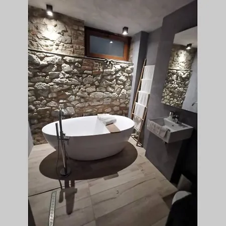 Out & Prunelliers * クーヴァン